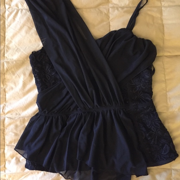 NWOT Gorgeous black Bebe mesh and lace top, S - Picture 2 of 6